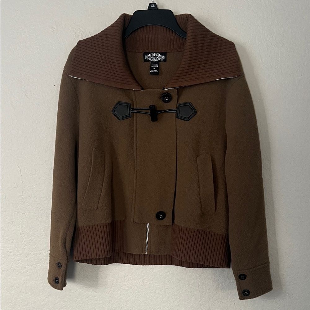 Like New! Oliver O Brown Soft Toggle Jacket Pockets Zip Up in Size M